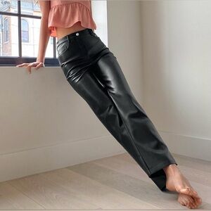 Sleek Aritzia Wilfred Melina Straight leg Pants